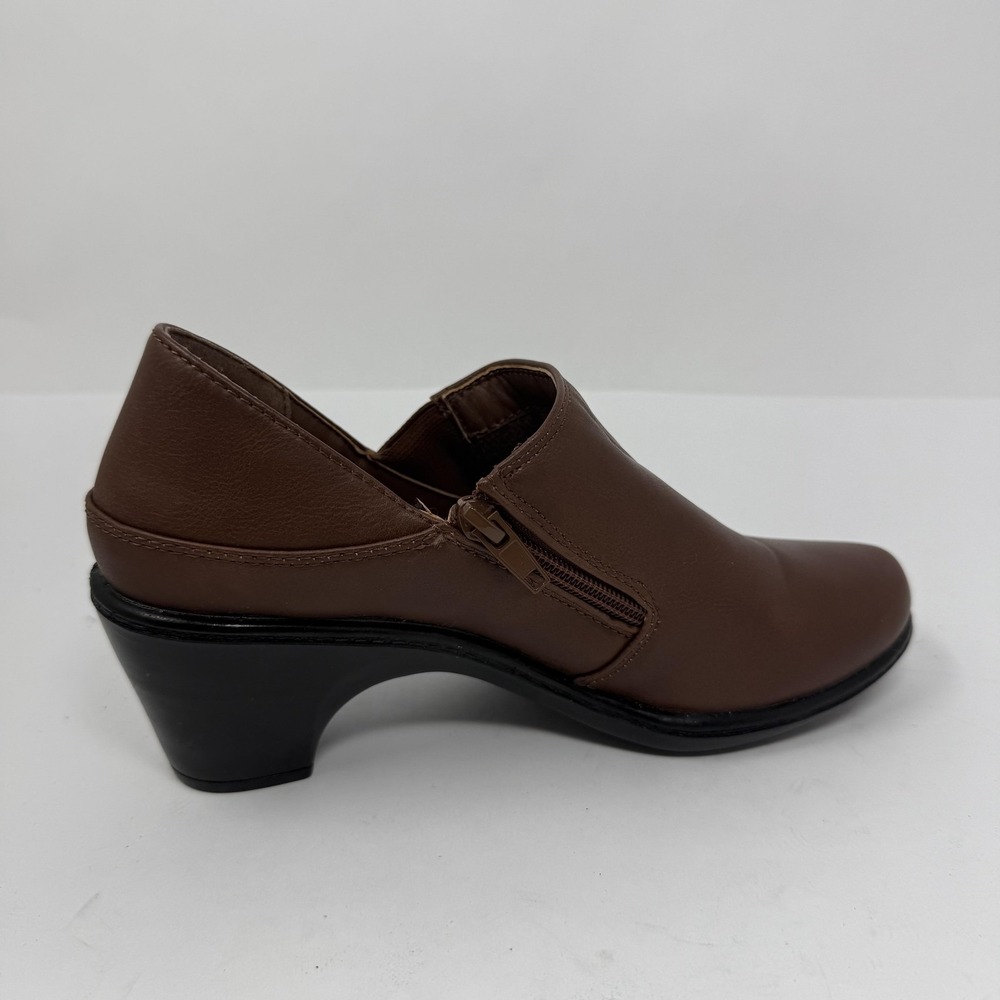Brown Slip On Shoes Womens Size 8 Medium Block Heel Comfort Casual Zip Sides - Picture 6 of 13